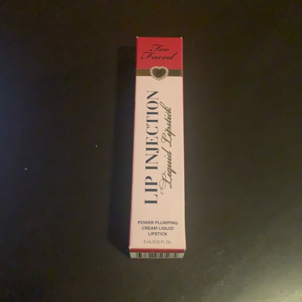 Lip injection liquid lipstick